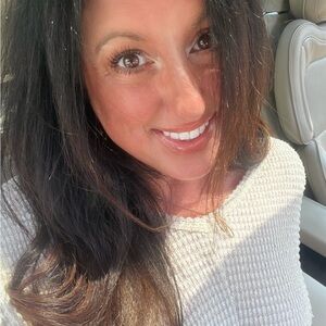 Meet your Posher, Felicia